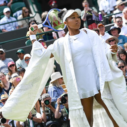 Osaka kindel võit viis ta esimest korda Wimbledoni neljandasse ringi
