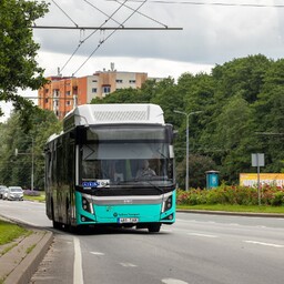 Tallinnas alustasid liinidel sõitu uued Türgi gaasibussid