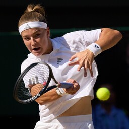 Äsja Wimbledoni finaalis mänginud Muchova operatsioonist ja võistluspausist
