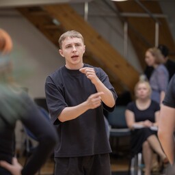 Lavakast lavale | Oliver Reimann