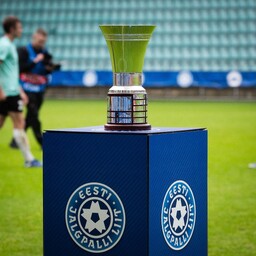 Väikese karika nimel heitleb veel neli meeskonda