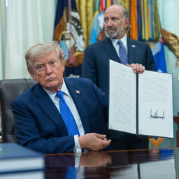 Trump proovib jätkuvalt piirata sünnipõhise kodakondsuse andmist USA-s