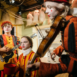 Piip ja Tuut teater toob lavale klassikalise prantsuse farsi