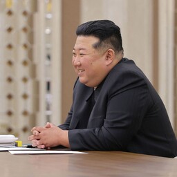 Põhja-Korea riigimeedia soovitab kuumuse peletamiseks süüa koeralihasuppi
