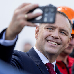 Poola opositsioonipartei kutsus presidenti üles parempoolseid ühendama