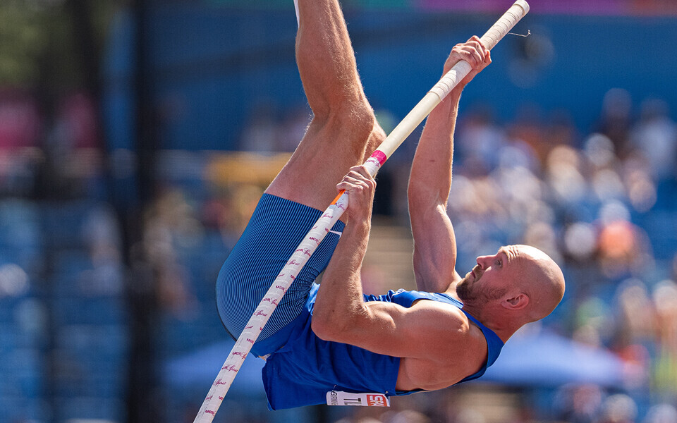 Karel Tilga.