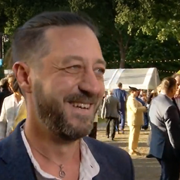 Tõlkija Adam Cullen: "Hõbevalge" on eestlaste jaoks hindamatu aare