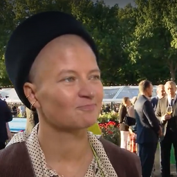 Flo Kasearu: hea kunst on kihiline nagu pidupäevatort