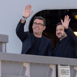 Burnham annab Ukrainale joonised kaugmaarakettide tootmiseks