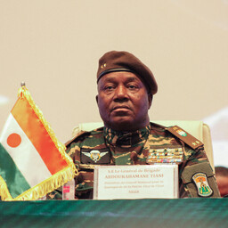 Nigeri pealinnas ründasid mässulised lennujaama ja presidendipaleed