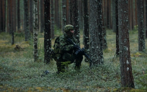 NATO telgitagused: v&otilde;itlus Putini peatamiseks ep1