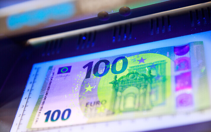 100 euros.