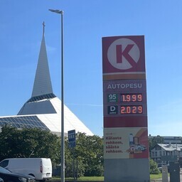 Diislikütuse liitrihind ületas kahe euro piiri