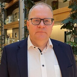 Urmas Paet: Venemaa külmutatud varad tuleb kasutusele võtta