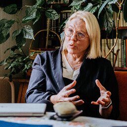 Maarja Vaino avaldas uue raamatu "Tammsaare ja teised"