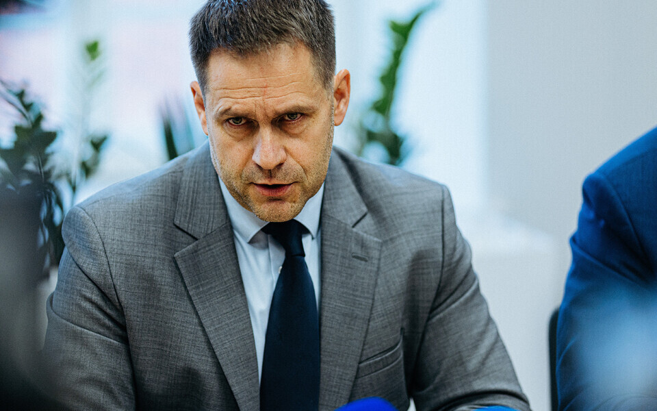 Эльмар Вахер.