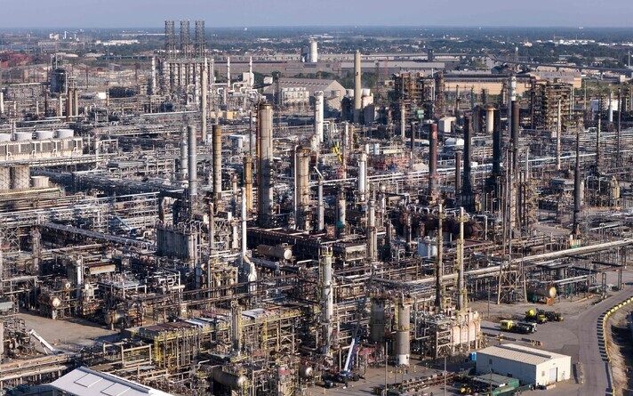 Нефтеперерабатывающий завод нефтяной компании BP в штате Индиана, США.