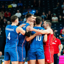 Serbia tuli EM-il Hollandi vastu kaotusseisust välja