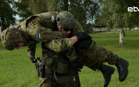 Военные учения.