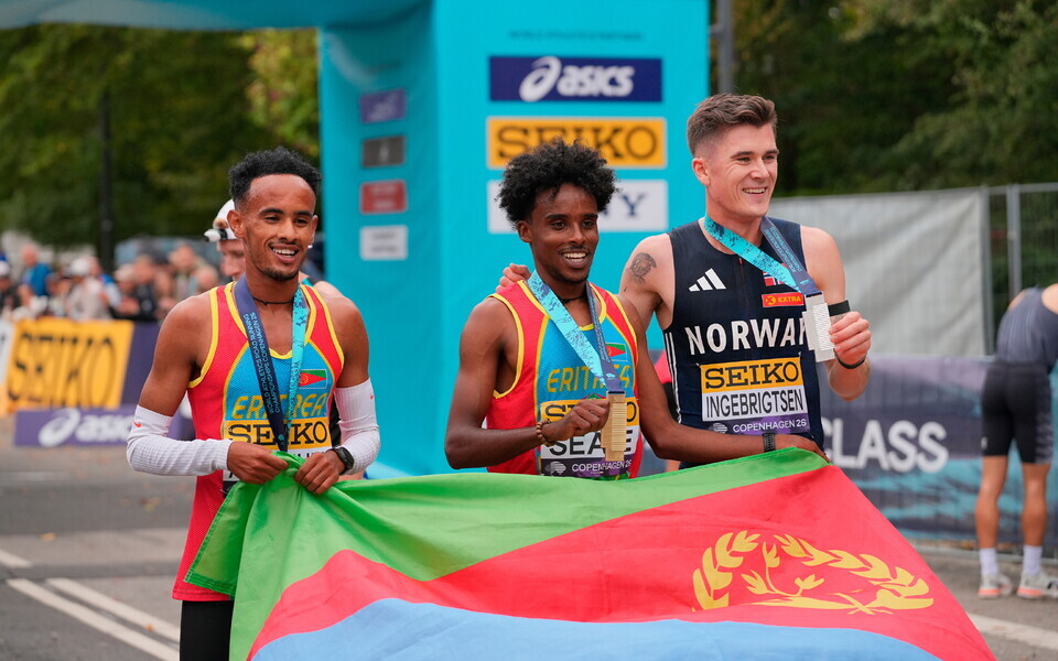 Vasakult: Saymon Amanuel, Dawit Seare, Jakob Ingebrigtsen.