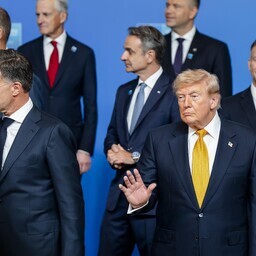 Küsitlus: maailmas kasvab usaldus rahvusvaheliste institutsioonide ja skepsis USA suhtes