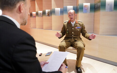 Lt Gen. John Mead.