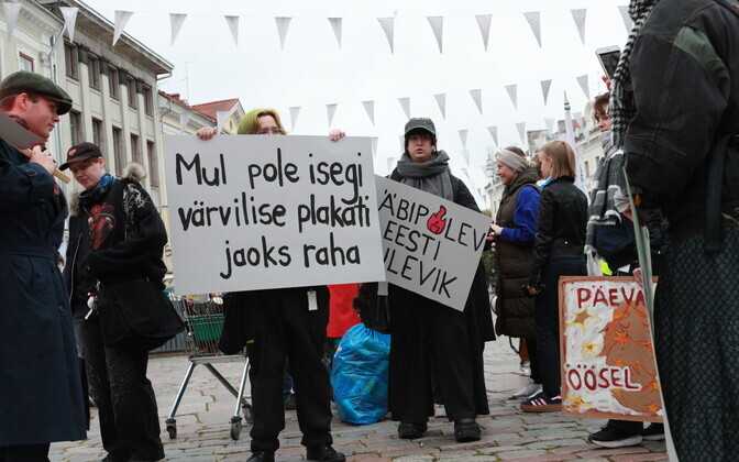 Tudengid nõudsid Tartus oma toimetuleku parandamist