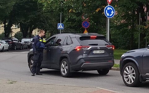 Эстонские власти регулярно проводят проверки водителей на трезвость.