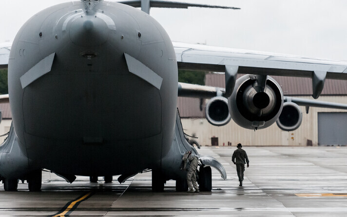 Военно-транспортный самолет ВВС США.