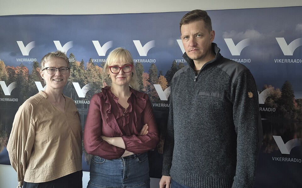 Urve Eslas, Evelyn Kaldoja ja Harrys Puusepp "V&auml;listunnis"