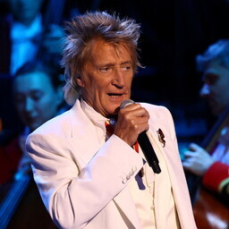 Rod Stewart tõmbab lavakarjäärile joone alla