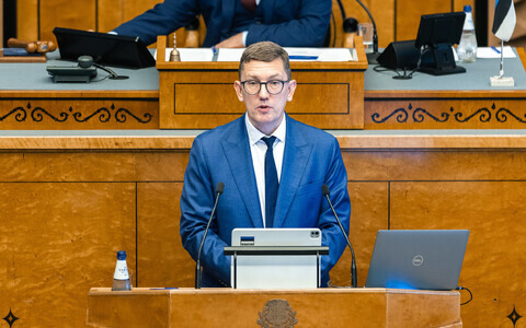 Prime Minister Kristen Michal addressing the Riigikogu.