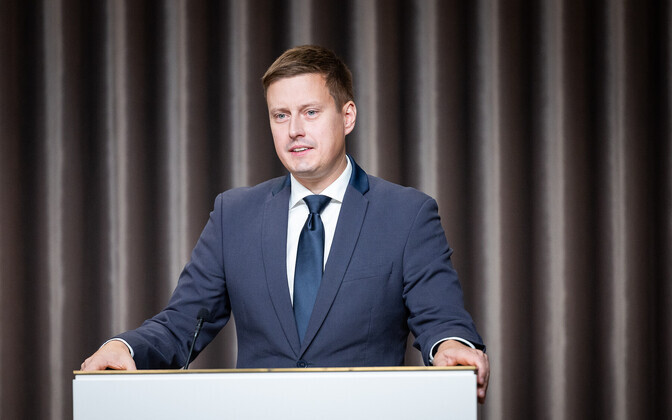 Government rules out fuel excise cut despite business pressure