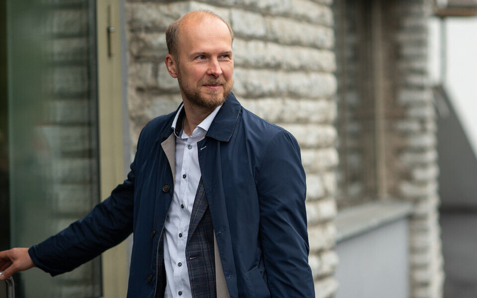 Оливер Каск.