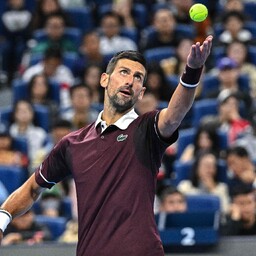 Djokovic elas väikese ehmatuse üle