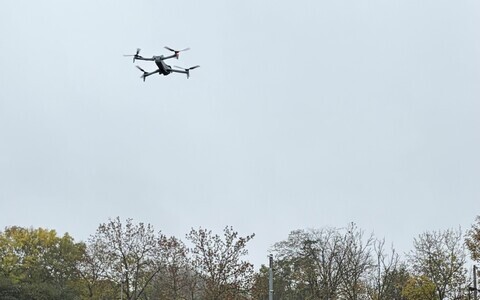 Демонстрация полета дрона в Минной гавани.