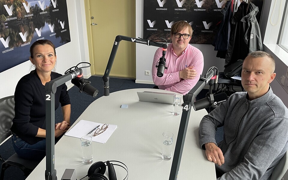 Anne Sulling, Hannes Agabus ja Kalle Kilk Vikerraadio "Reporteritunnis"