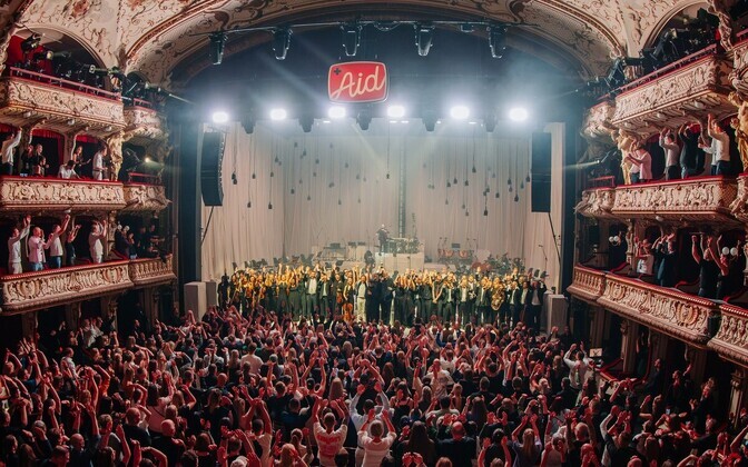 Gallery: Estonian conducts charity Hamburg shows with Calum Scott, Kontra K