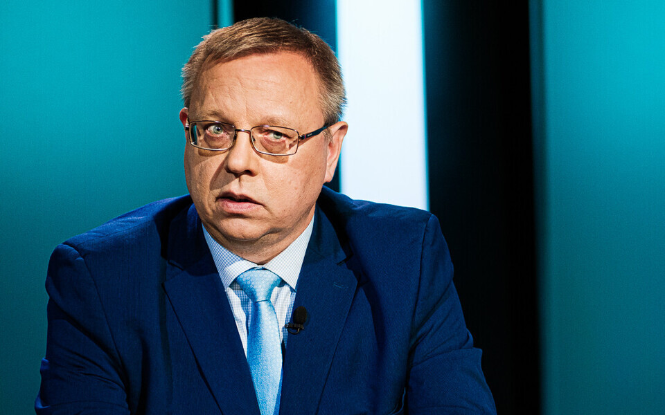 Рауль Эаметс.