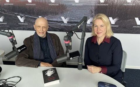 Mihkel Mutt ja Maarja Vaino Vikerraadio kirjandussaates