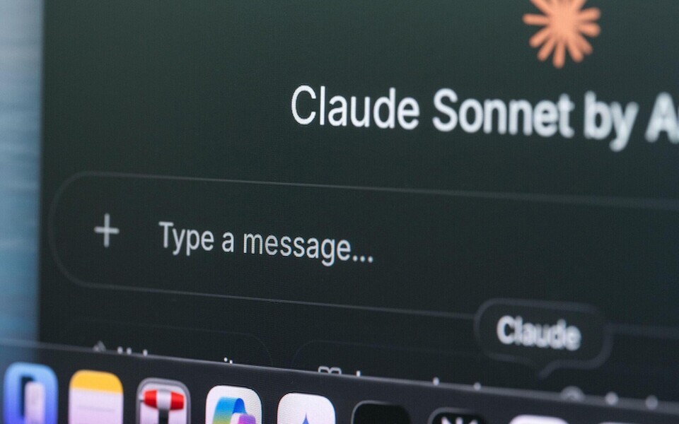 Juturobot Claude