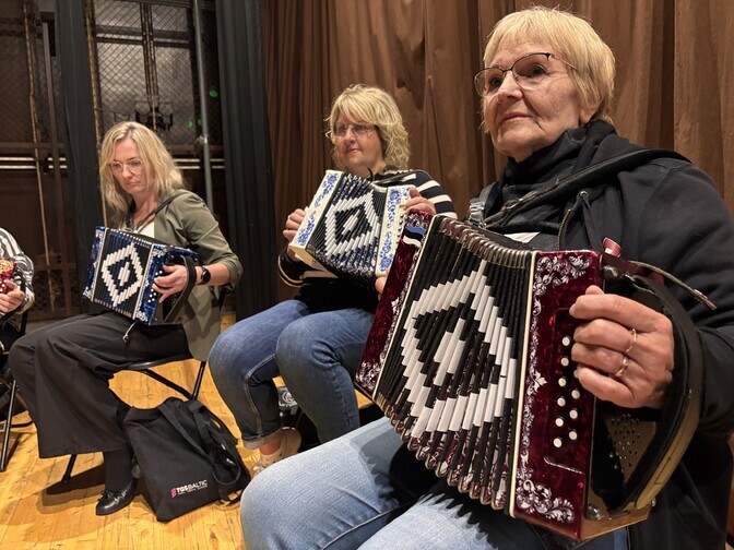 Estonia: Garmoshka music sees surge in national popularity