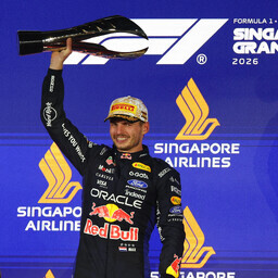 Verstappen sai esimest korda Singapuris võitu tähistada