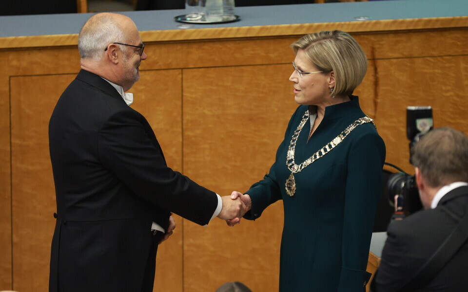 Former President Alar Karis congratulating President &Uuml;lle Madise after she was sworn in as Estonia's next head of state. October 12, 2026.