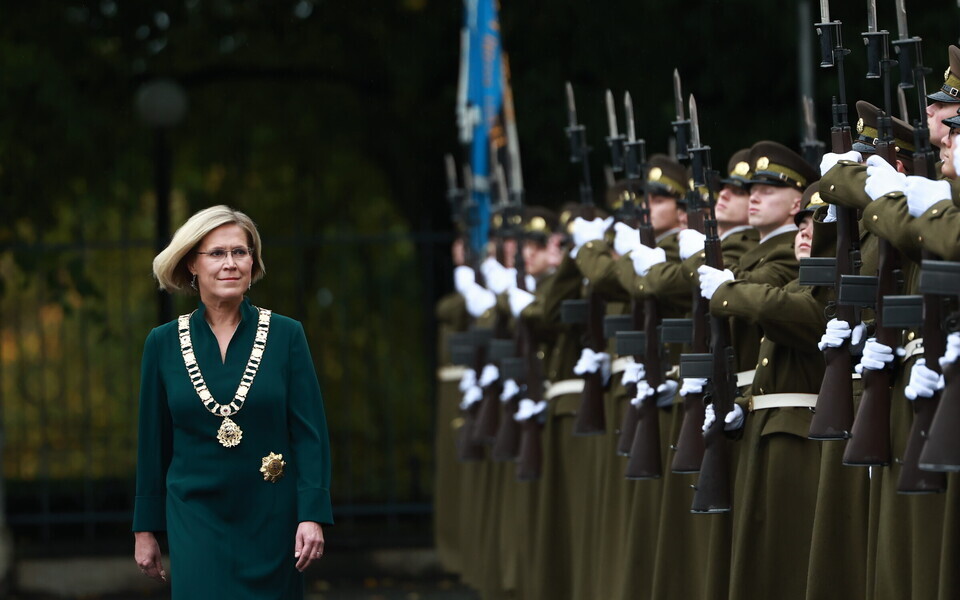 President &Uuml;lle Madise p&auml;rast ametivande andmist