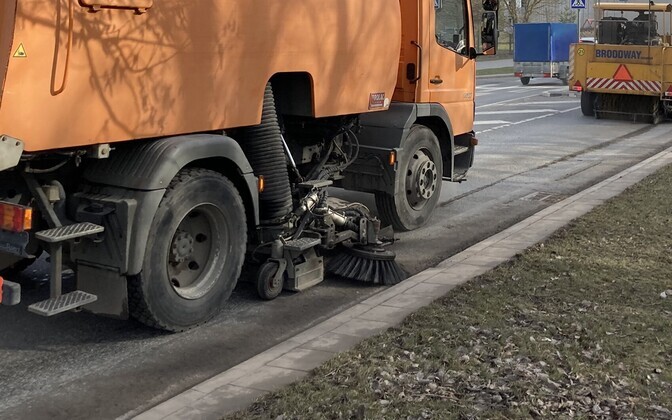 Estonia: Tartu invests €5 million in new municipal street cleaning service