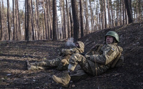 Ukraina s&otilde;durid teevad Donetski oblastis kahjutuks l&otilde;hkemata laskemoona