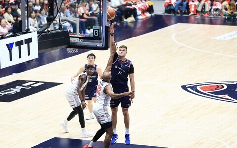 Maik-Kalev Kotsar (number 21).