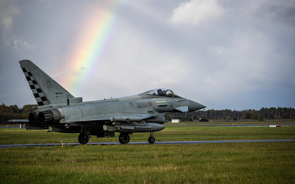 Leedust kaitsevad Balti riikide &otilde;huruumi praegu Itaalia &otilde;huj&otilde;ud h&auml;vitajatega Eurofighter Typhoon.
