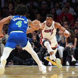 Antetokounmpo debüüt lõppes kaotusega, Haliburton naasis võidukalt